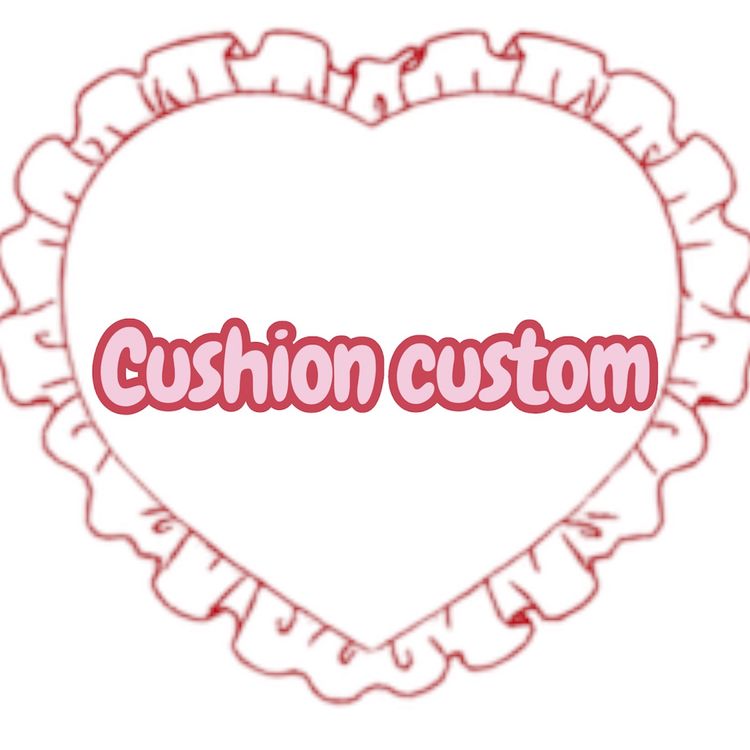 Frilly heart Custom Cushion image 1